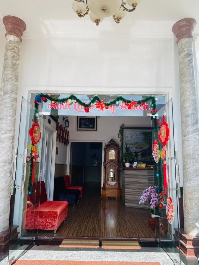 ホテル Khach San Trong Thiem 1 Ap Thien Lap エクステリア 写真